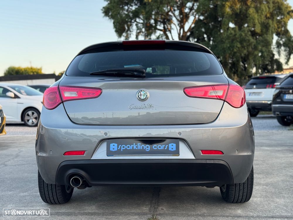 Alfa Romeo Giulietta - 7