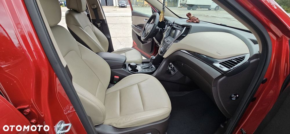Hyundai Grand Santa Fe 2.2 CRDi Platinum 6os - 16