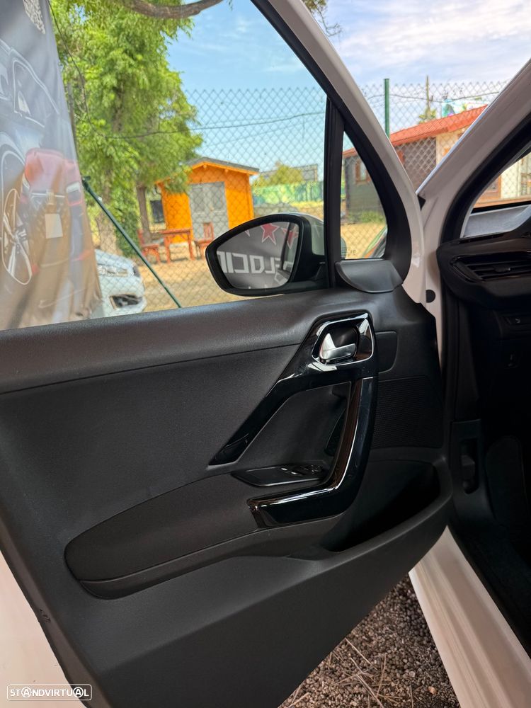 Peugeot 208 PureTech 82 Start & Stop Active - 10