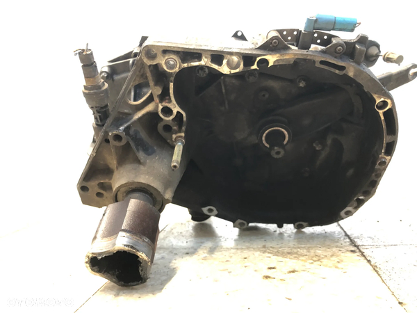 skrzynia biegów renault megane i 1.4 16v 7700113677