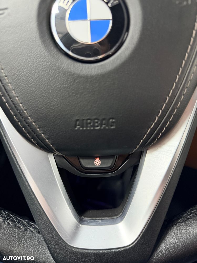 BMW Seria 5 520d xDrive AT - 39