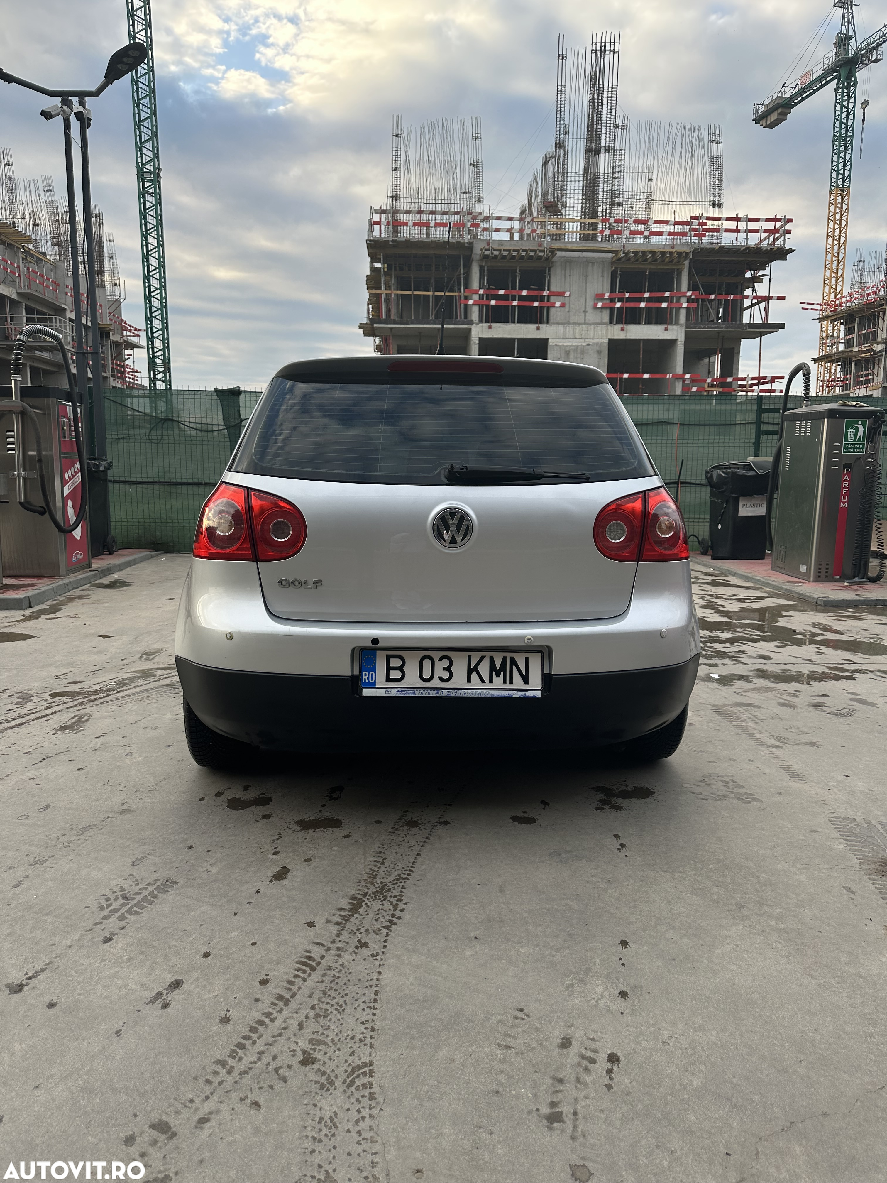 Volkswagen Golf - 3