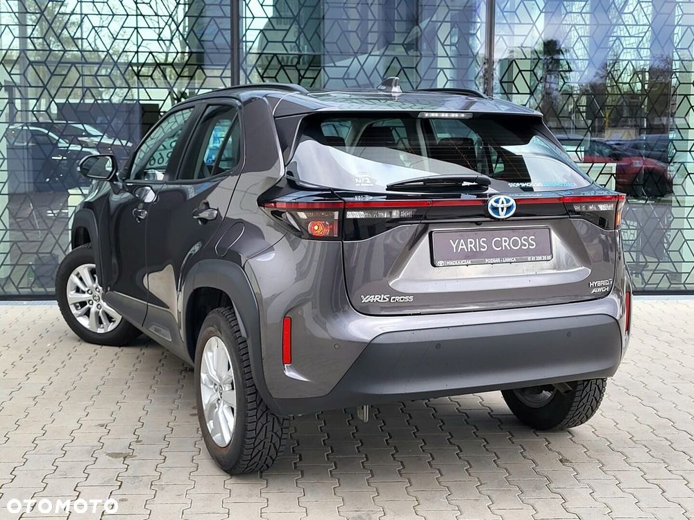 Toyota Yaris Cross Hybrid 1.5 Comfort 4x4 - 11