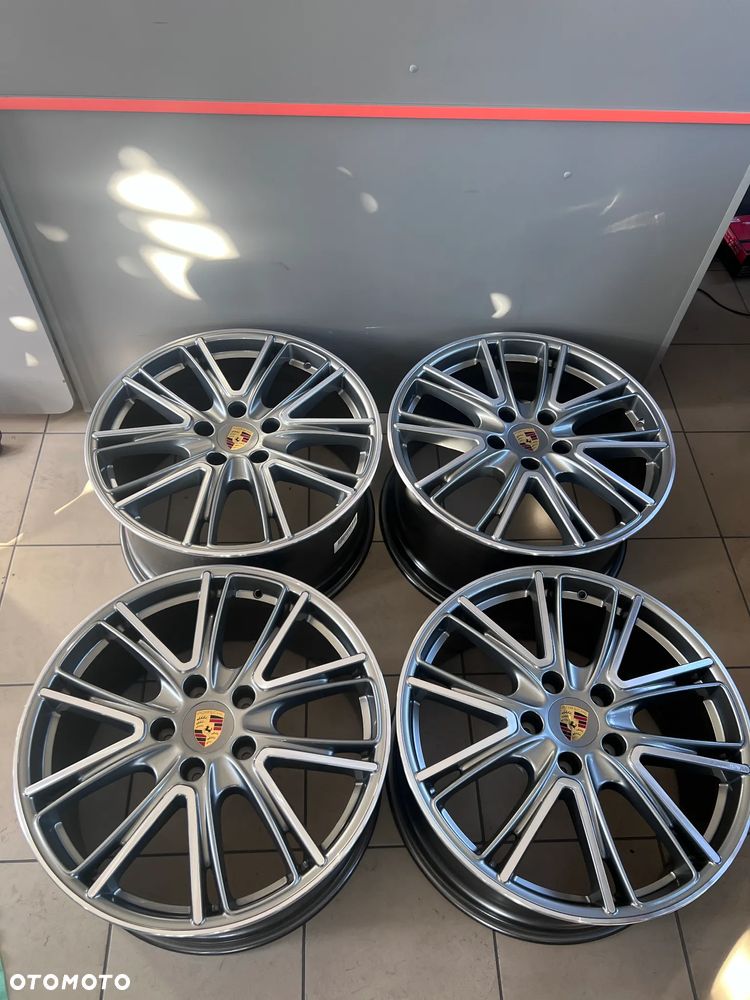 Oryginalne Felgi Porsche Panamera 971 20'' Exclusive - 2