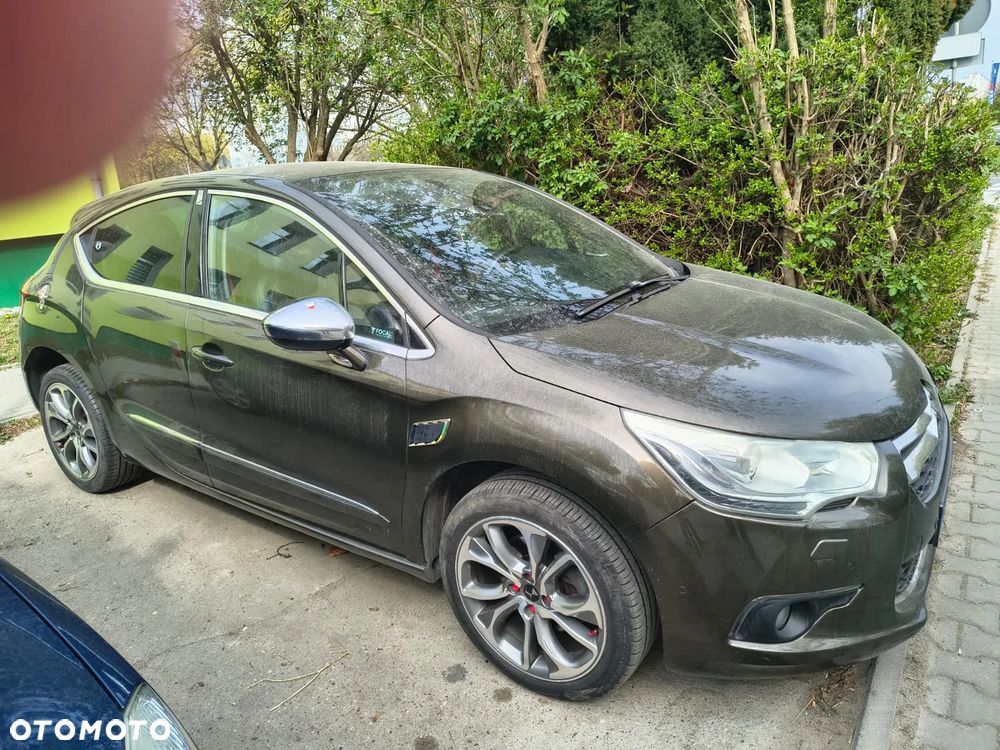 Citroën DS4 HDi 165 SoChic - 2