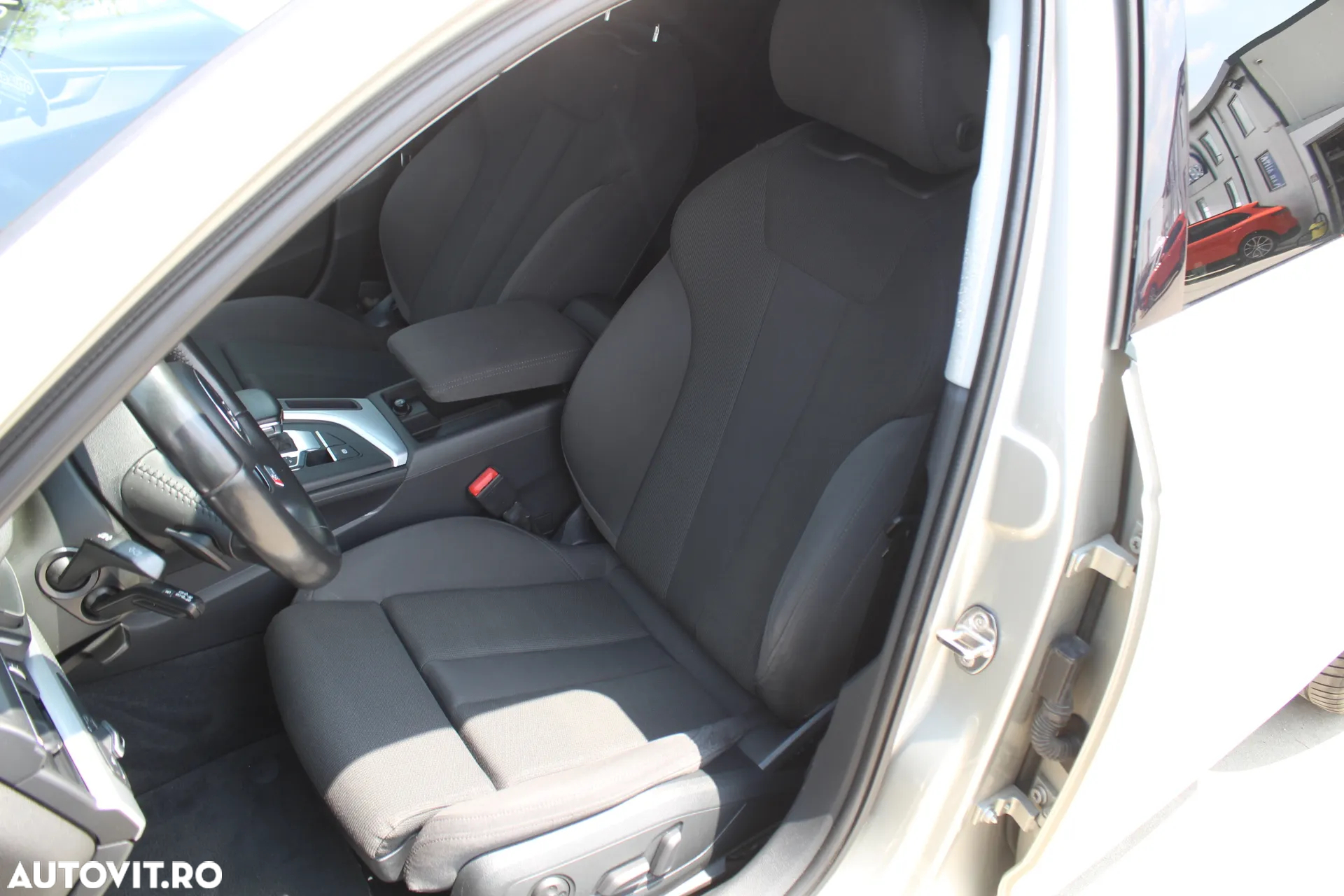 Audi A4 2.0 TDI S tronic - 10