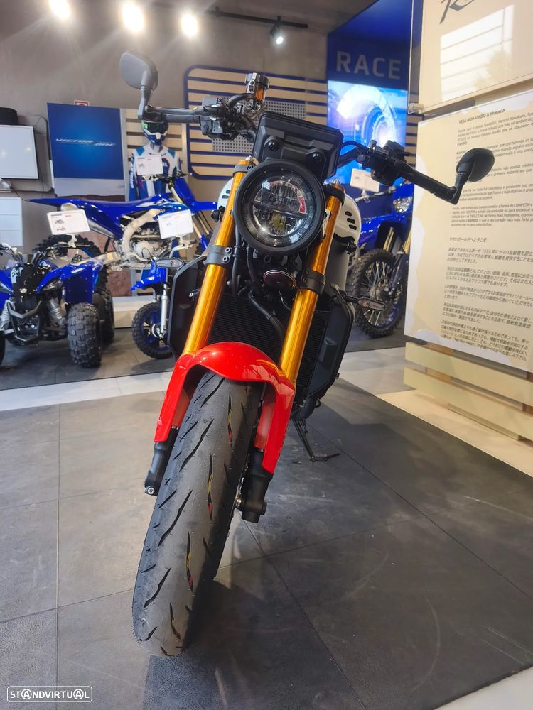Yamaha XSR 900 - 2