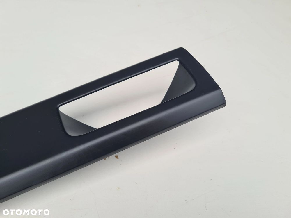 VW T5 T5 LIFT MULTIVAN tapicerka osłona boczka lewy przód 7H5868087 - 3