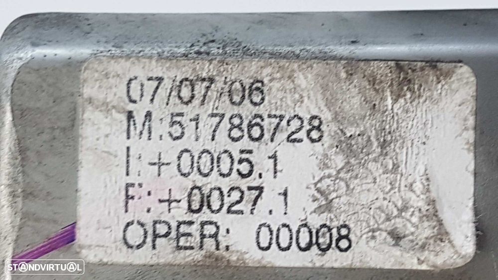 ELEVADOR FRENTE DIREITO FIAT GRANDE PUNTO (199) 1.3 MULTIJET SPORT (01.2007->) - 2