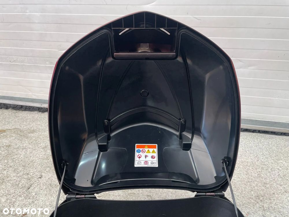 Kufer centralny Honda SH 125/150 (nr1248) - 8