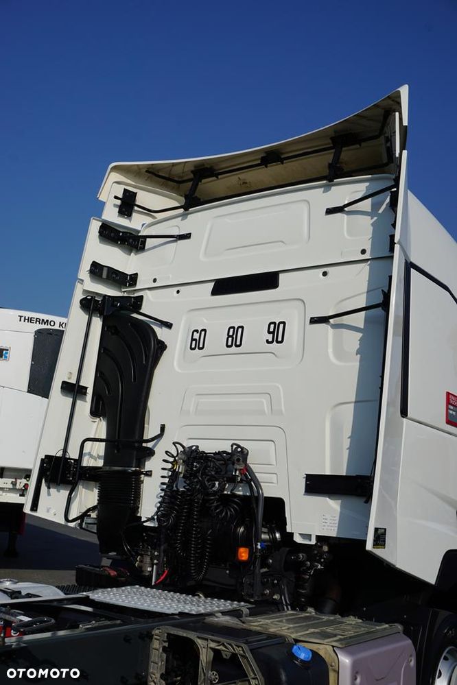 Renault T 460 / ACC / EURO 6 / SLEEPER CAB / RETARDER - 34