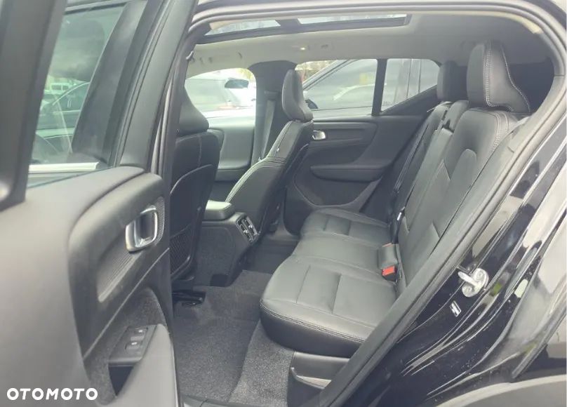 Volvo XC 40 - 11