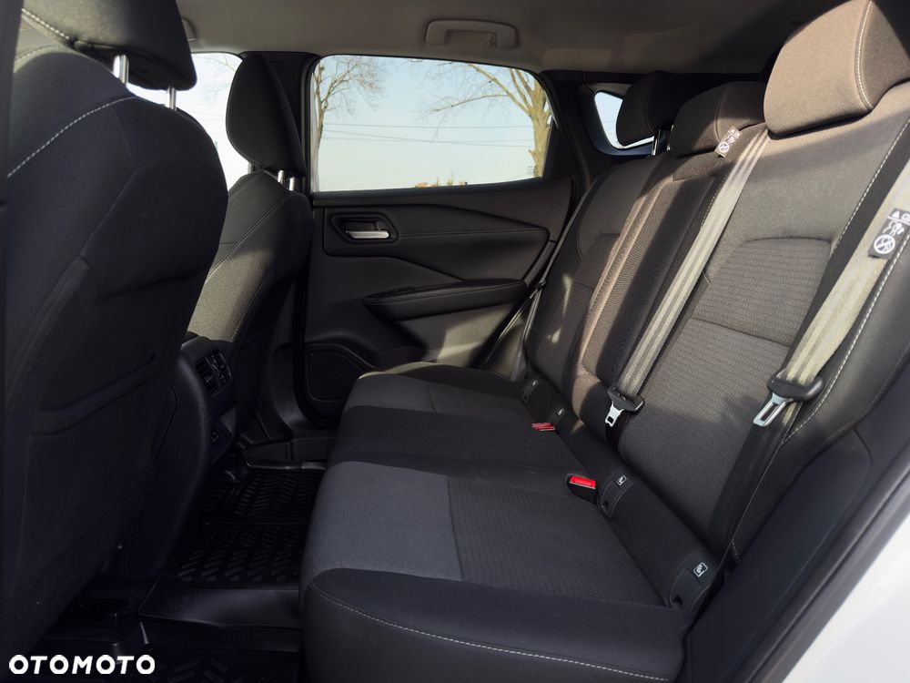 Nissan Qashqai 1.3 DIG-T MHEV Xtronic N-Connecta - 6