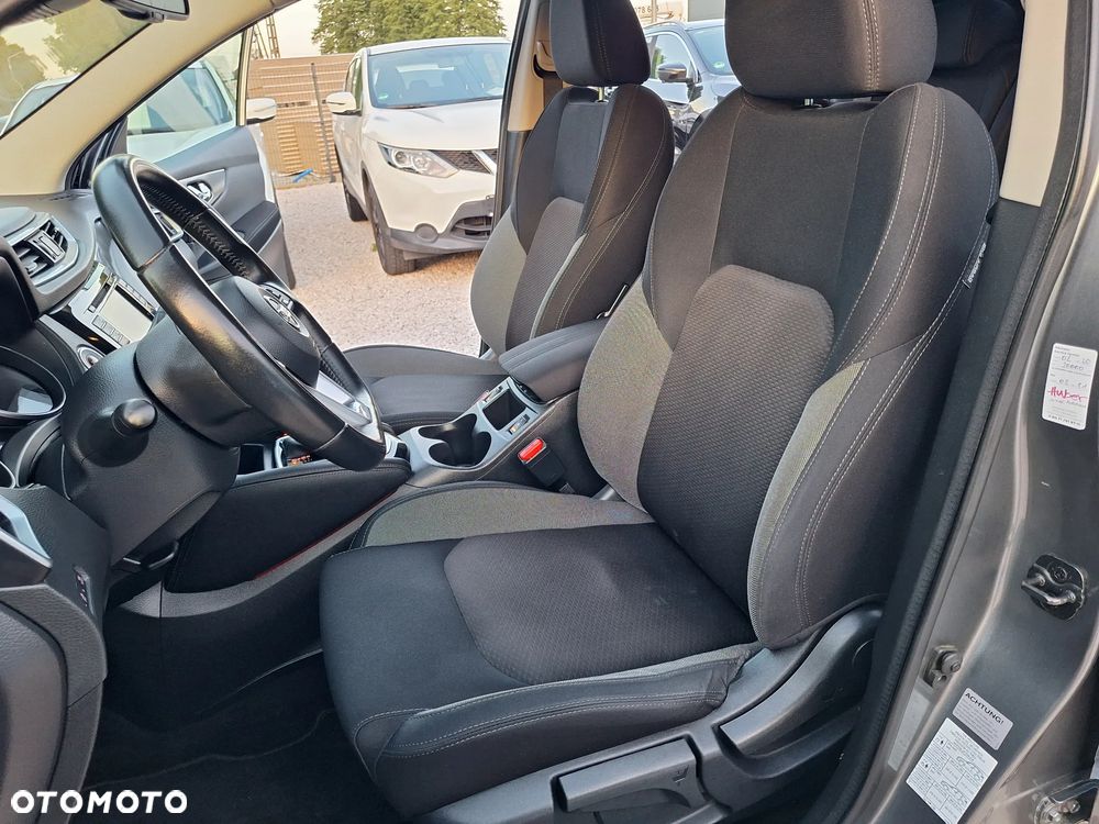 Nissan Qashqai 1.2 DIG-T N-Connecta Xtronic - 15