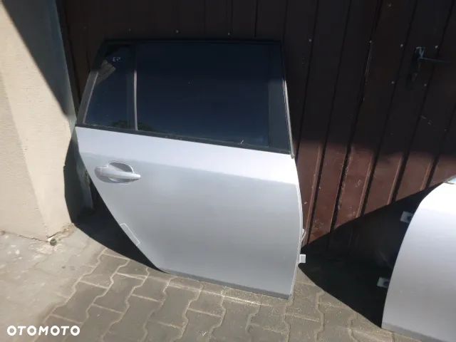 DRZWI PRAWY TYŁ PRAWE TYLNE BMW E60 KOMBI - 9