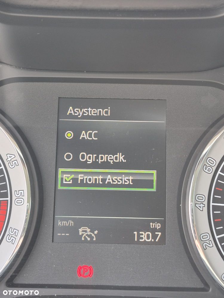 Skoda Karoq 2.0 TDI SCR 4x4 Ambition DSG - 4