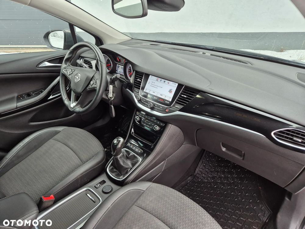 Opel Astra 1.4 Turbo Business - 16