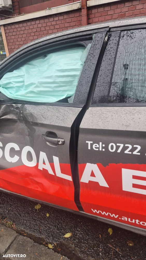 Audi A3 1.6 TDI clean Attraction - 5