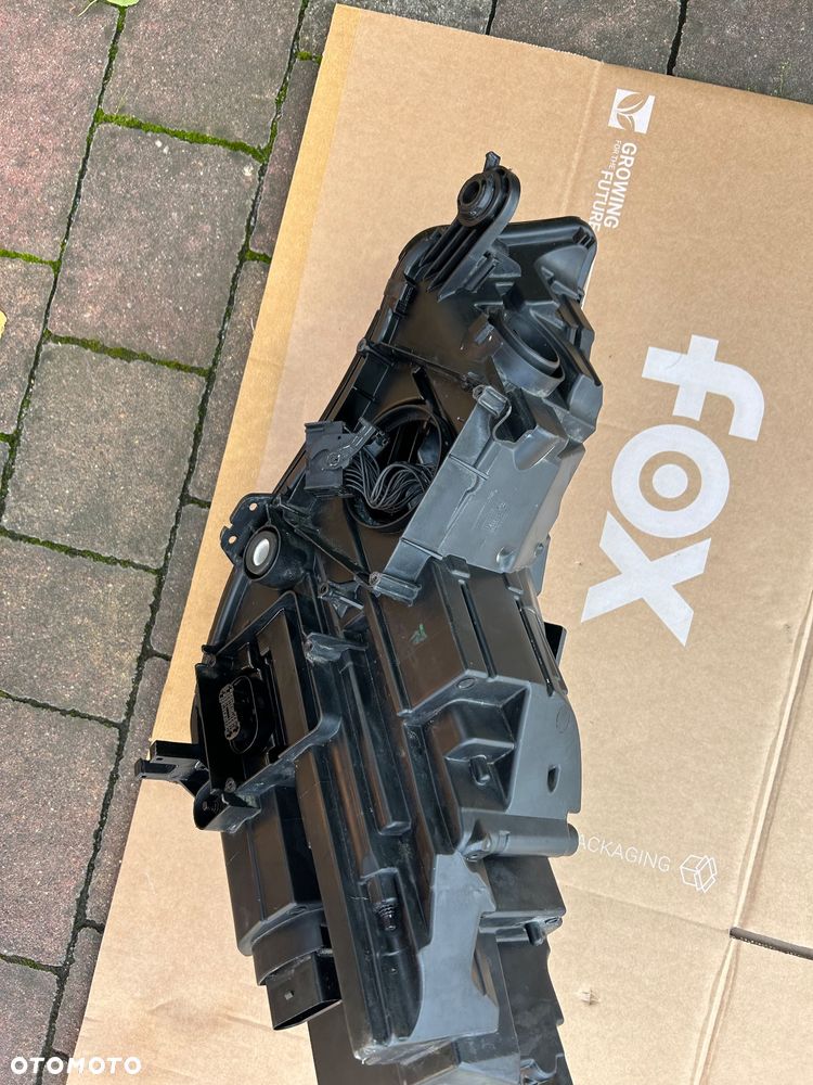 Audi A4 B9 lampa prawy przód 8W094103 full led - 11