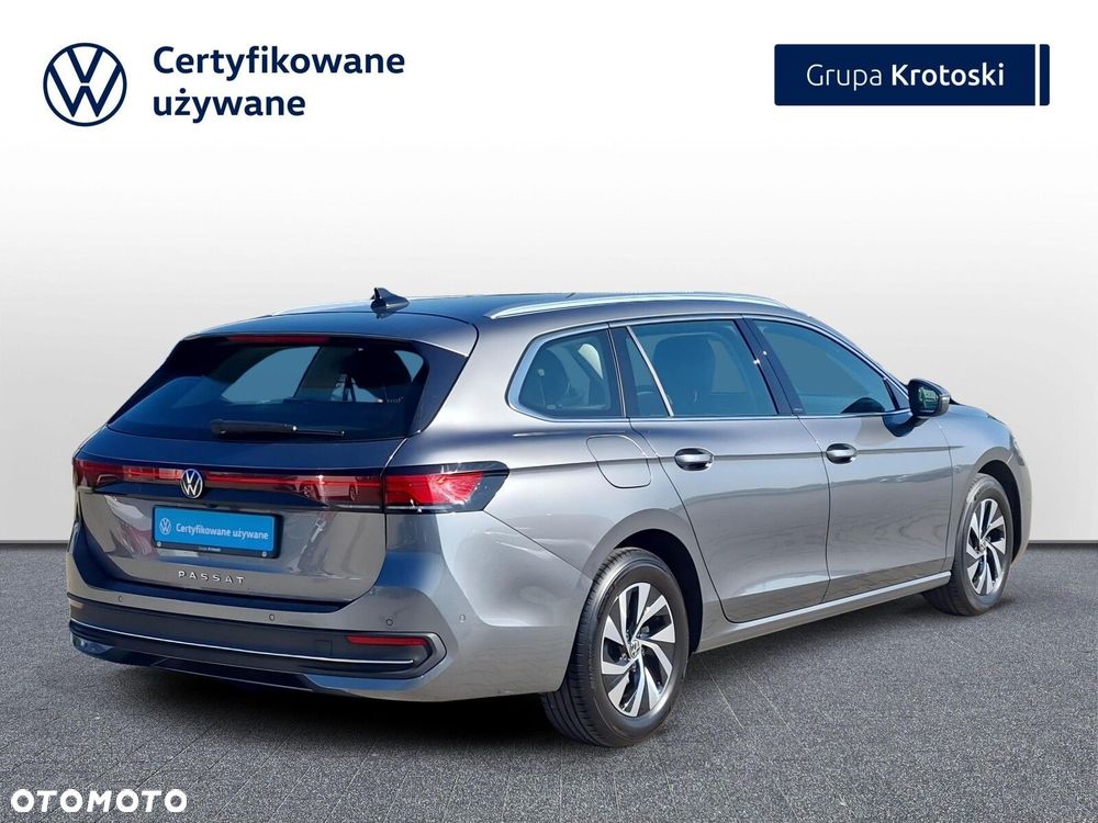Volkswagen Passat - 9