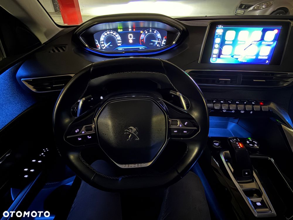Peugeot 5008 1.6 THP Allure S&S EAT6 - 17