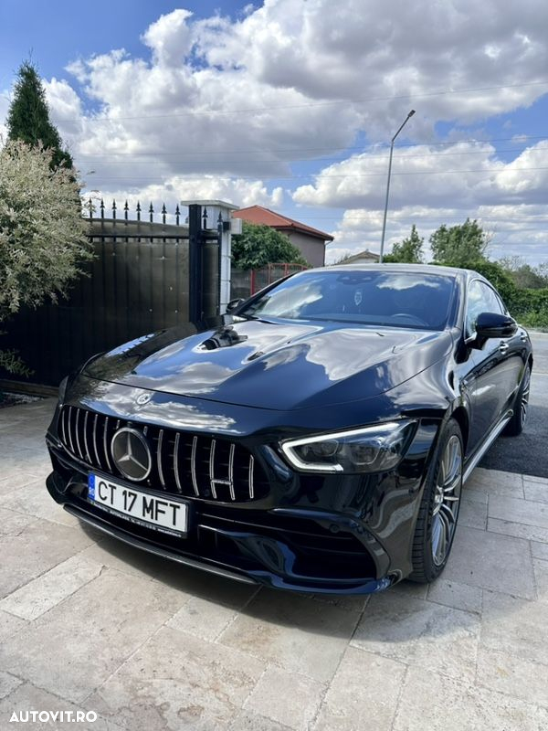 Mercedes-Benz AMG - 6