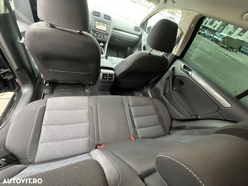 Volkswagen Golf 2.0 TDI DPF Style - 7