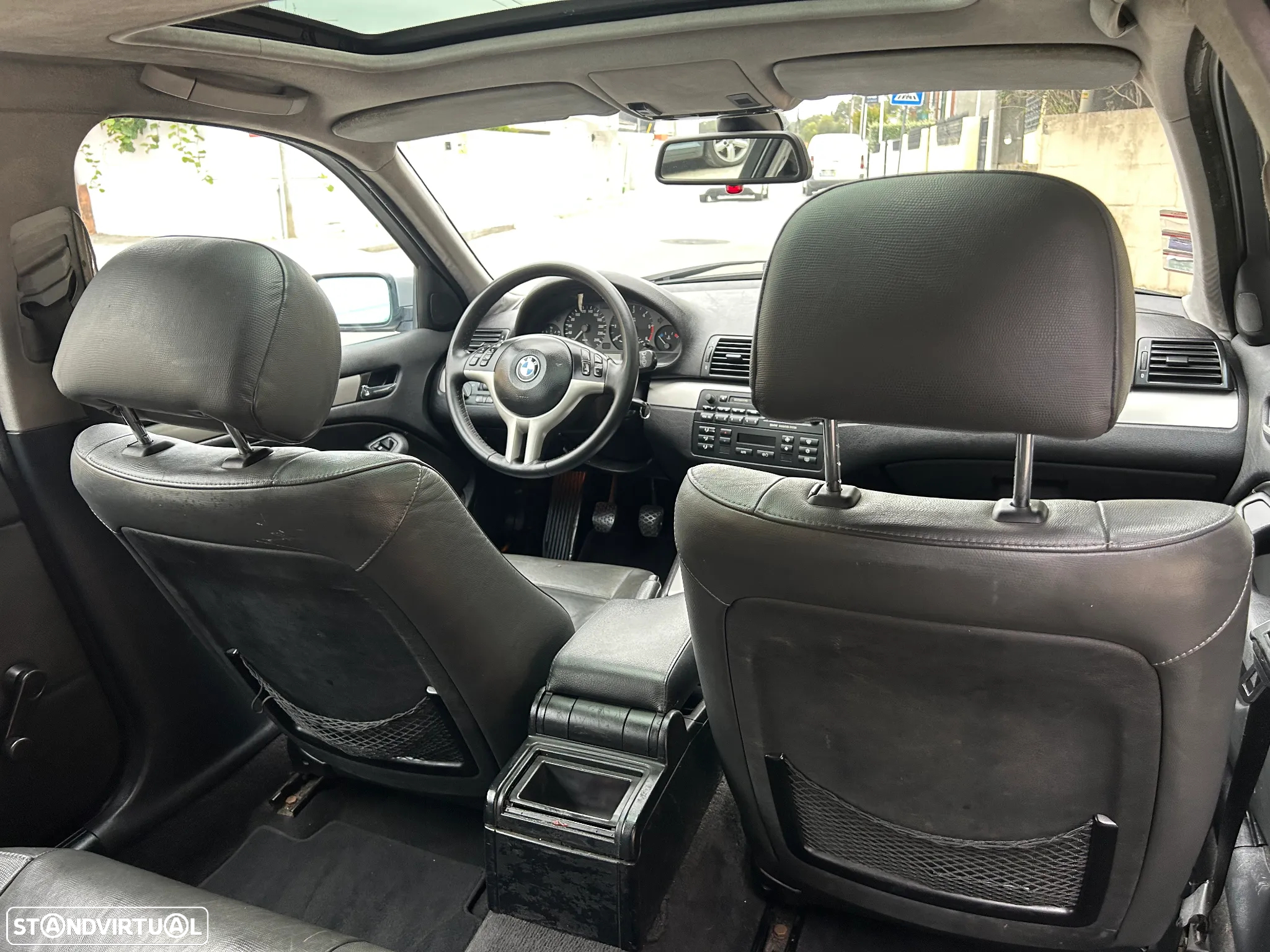 BMW 320 d Touring - 10