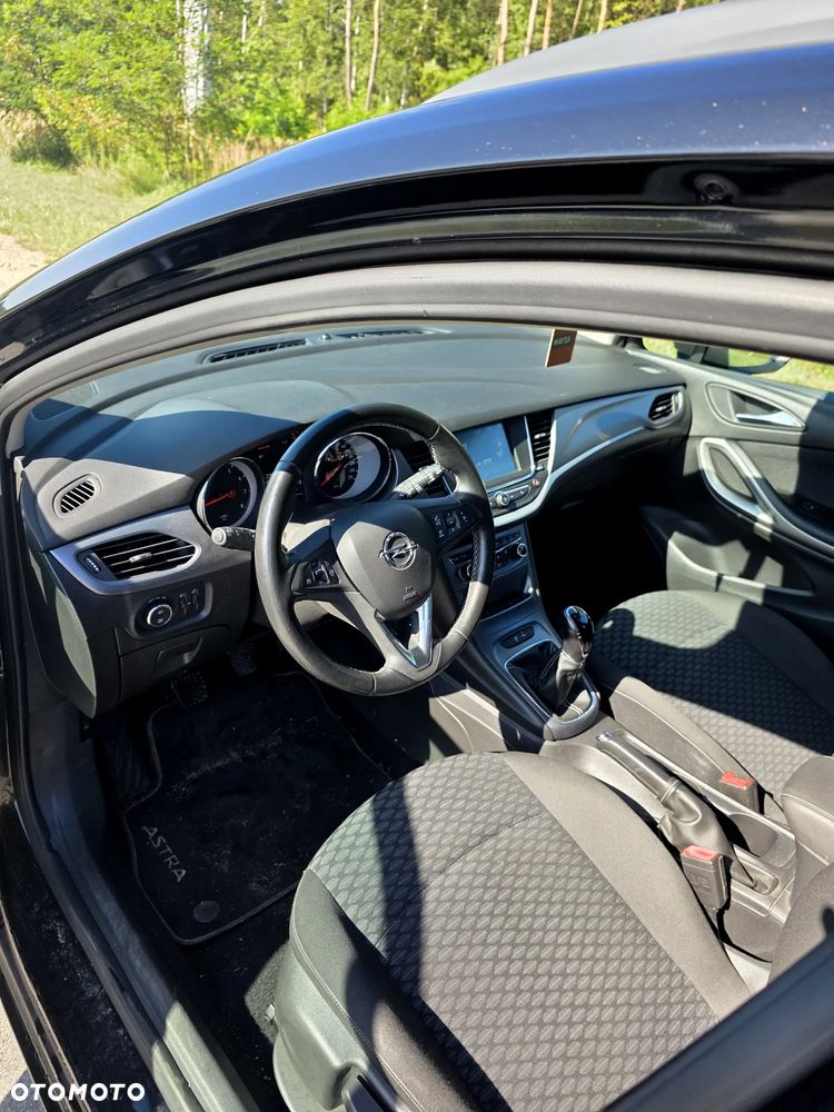 Opel Astra 1.4 Turbo Edition - 19