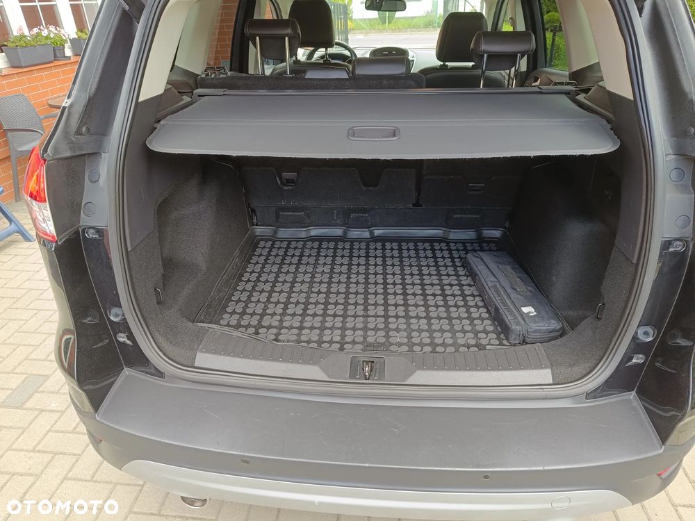 Ford Kuga 2.0 TDCi 4x4 Titanium - 33