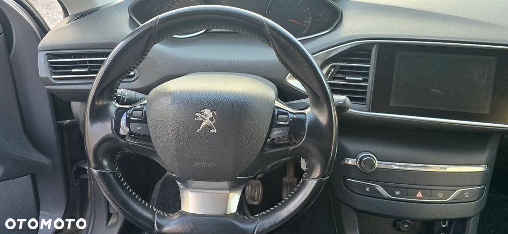 Peugeot 308 PureTech 130 Stop & Start Allure - 11