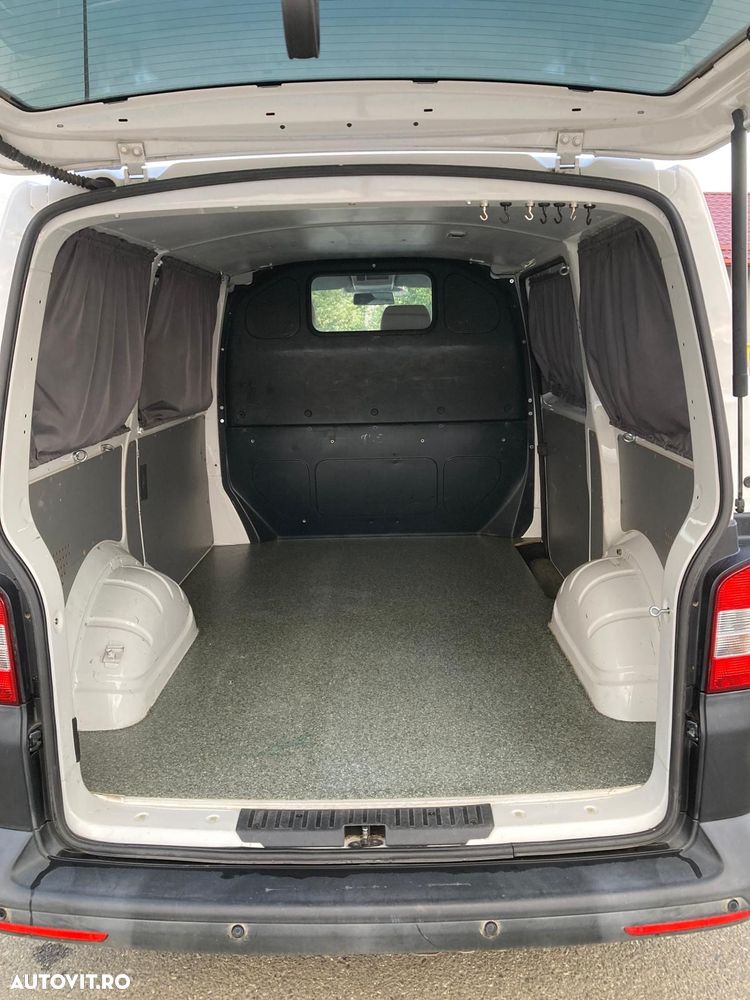 Volkswagen Transporter - 7