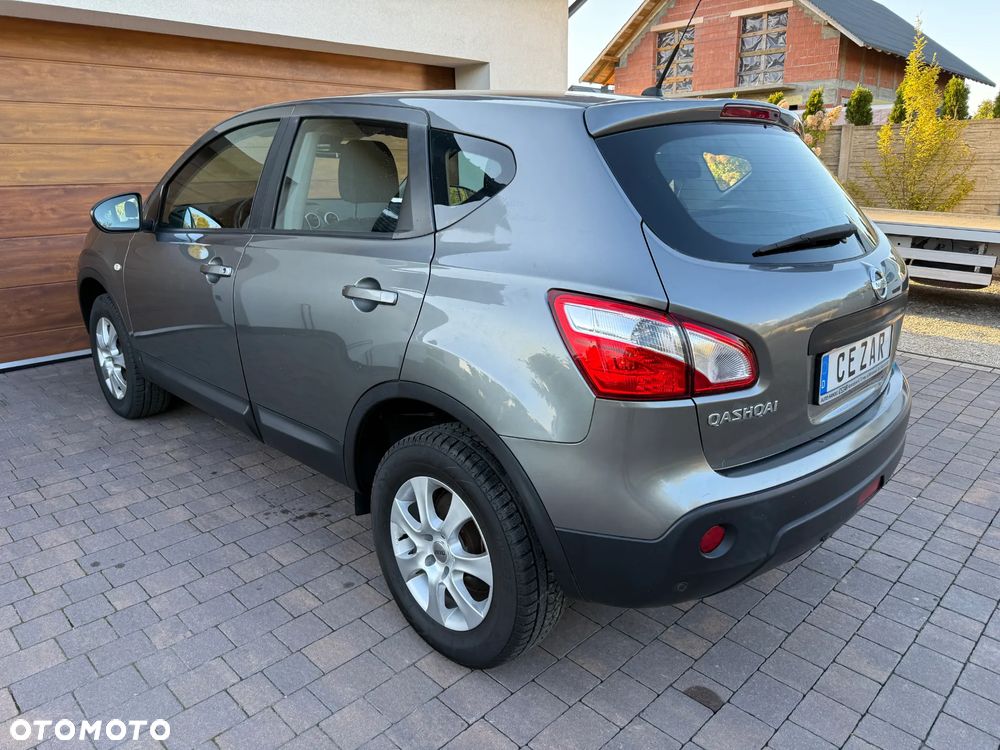 Nissan Qashqai - 4