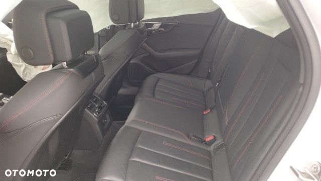 Audi A4 Avant 2.0 TDI S tronic quattro design - 6
