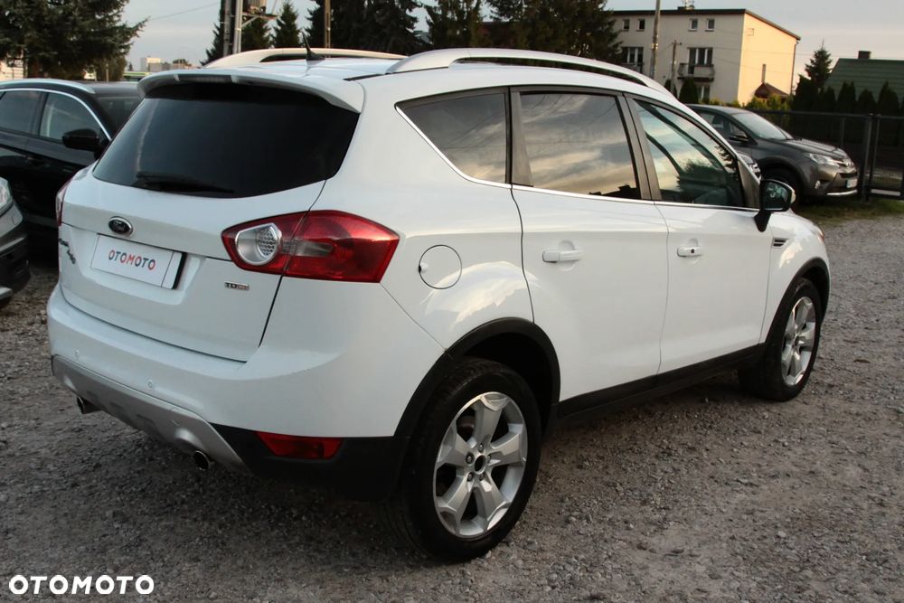 Ford Kuga 2.0 TDCi 4x4 Titanium - 13