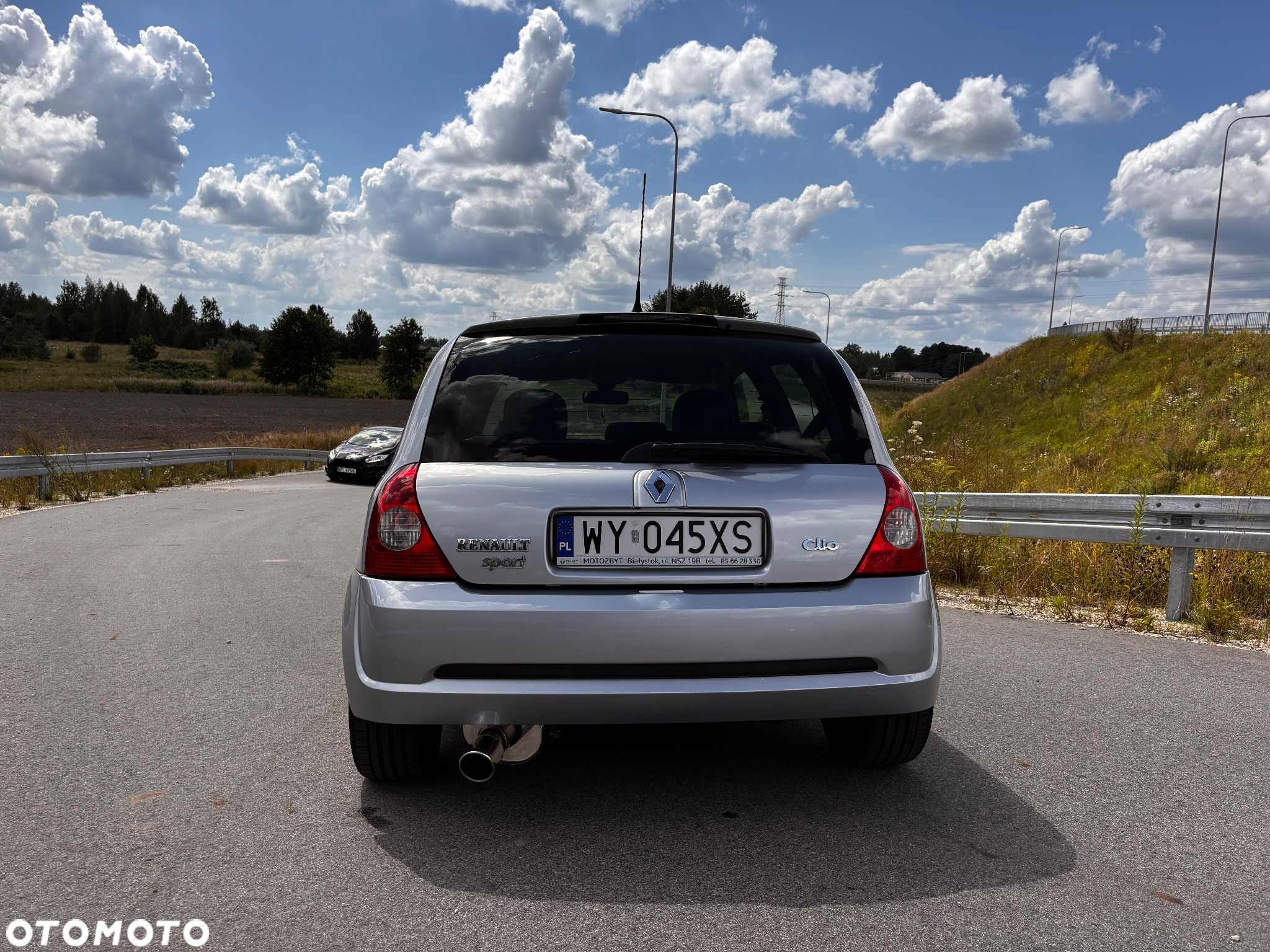 Renault Clio 2.0 16V Sport - 4