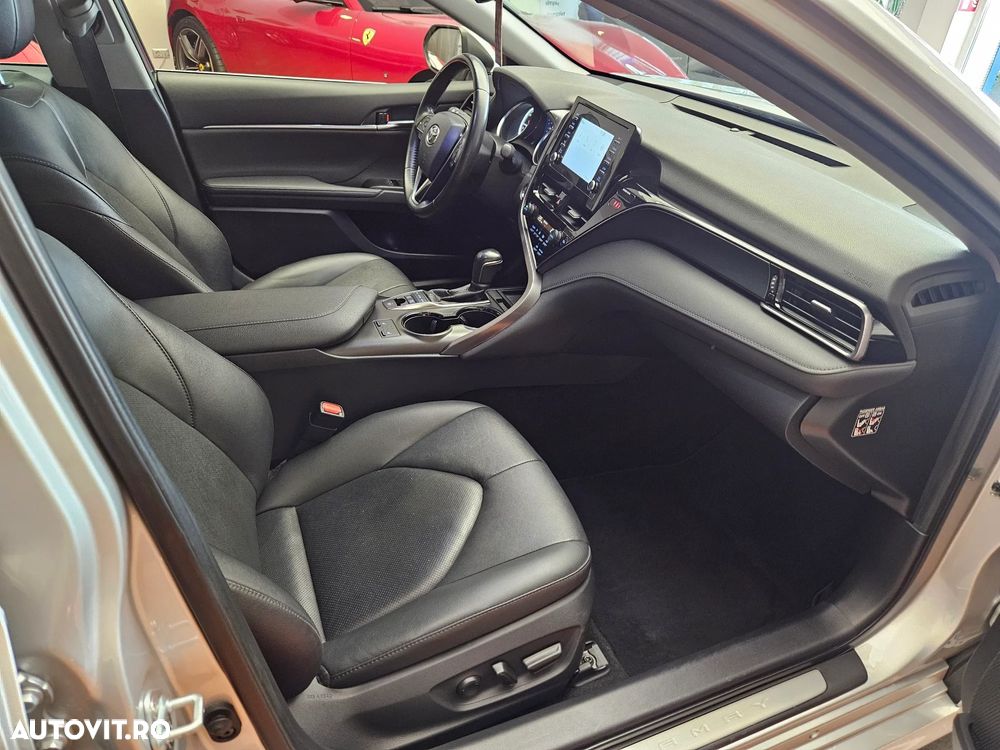 Toyota Camry 2.5 Business - 17