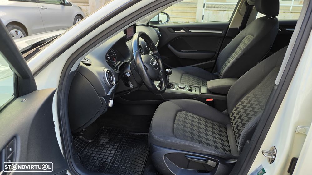 Audi A3 Sportback 1.6 TDI S-line - 20