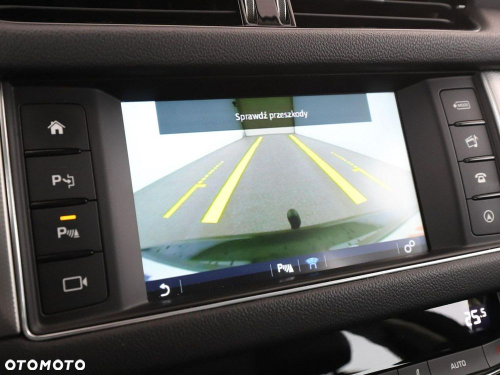 Jaguar XF 2.0 i4D Prestige - 25