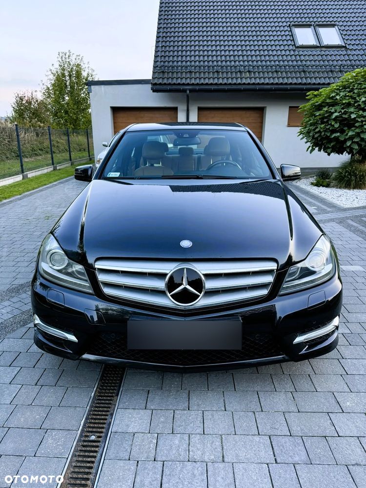 Mercedes-Benz Klasa C 350 CDI DPF (BlueEFFICIENCY) 7G-TRONIC Avantgarde - 12