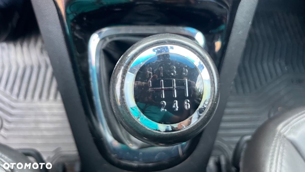 Chevrolet Orlando - 23