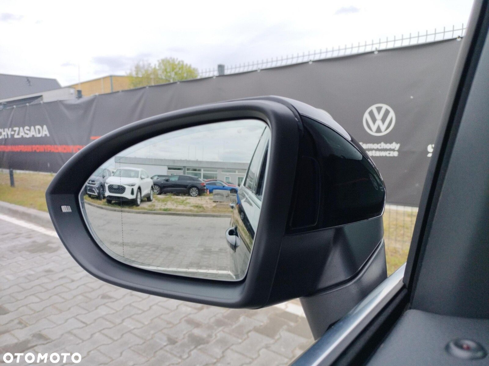 Volkswagen Touran 2.0 TDI BMT Highline DSG - 24