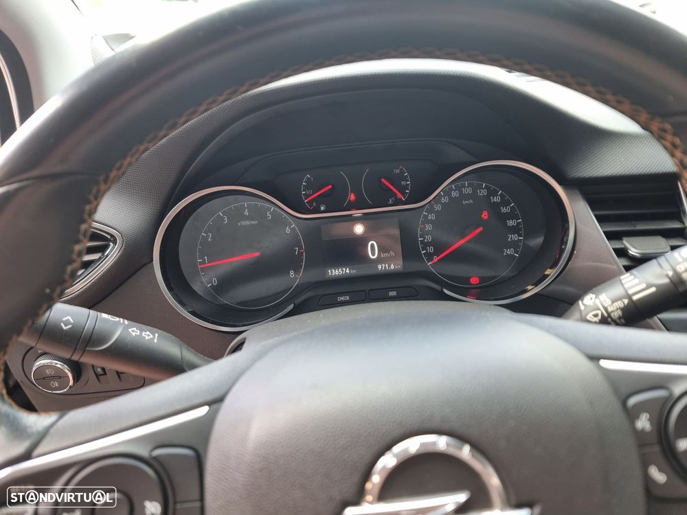 Opel Crossland X - 21