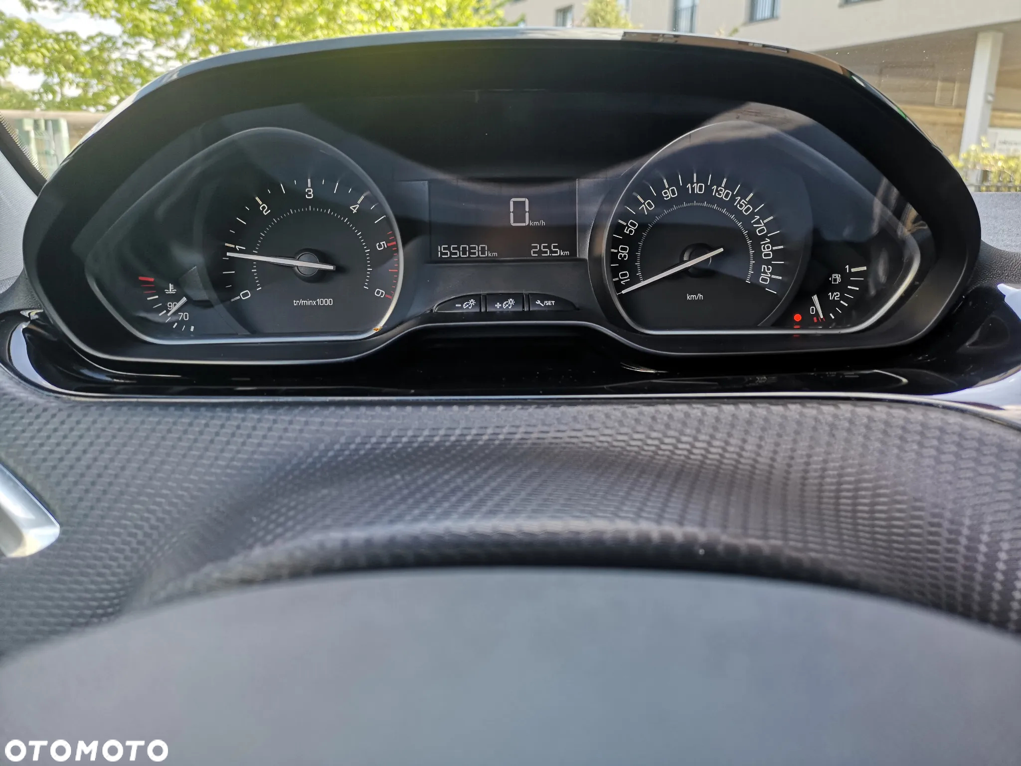 Peugeot 2008 1.5 BlueHDi Style - 11