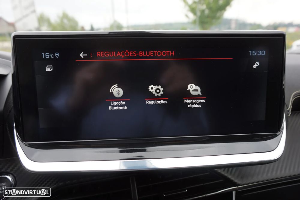 Peugeot 2008 1.5 BlueHDi GT Line EAT8 - 52