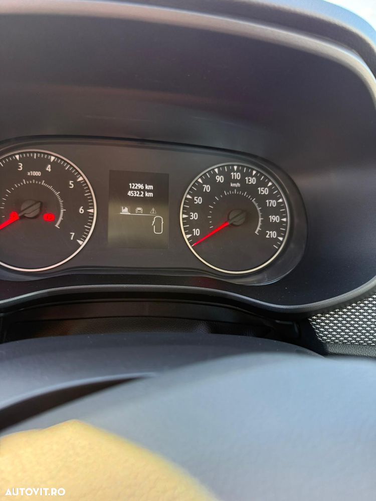 Dacia Logan TCe 90 CVT Prestige - 6