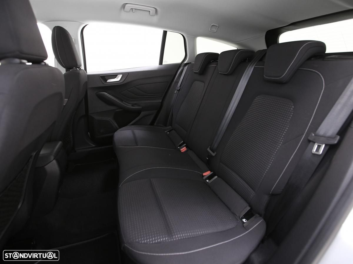 Ford Focus SW 1.5 TDCi EcoBlue Business - 11