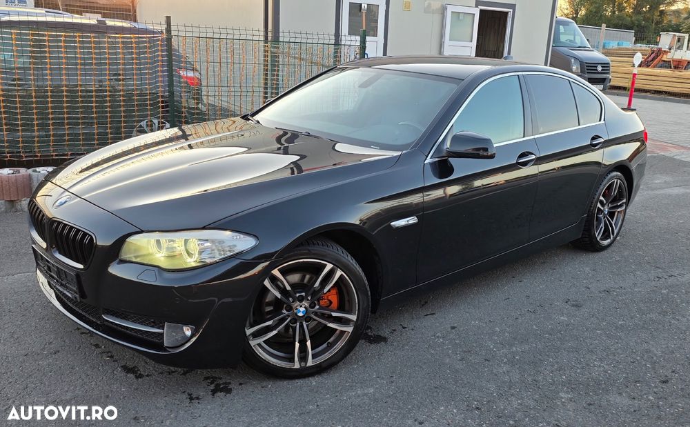 BMW Seria 5 520d - 12