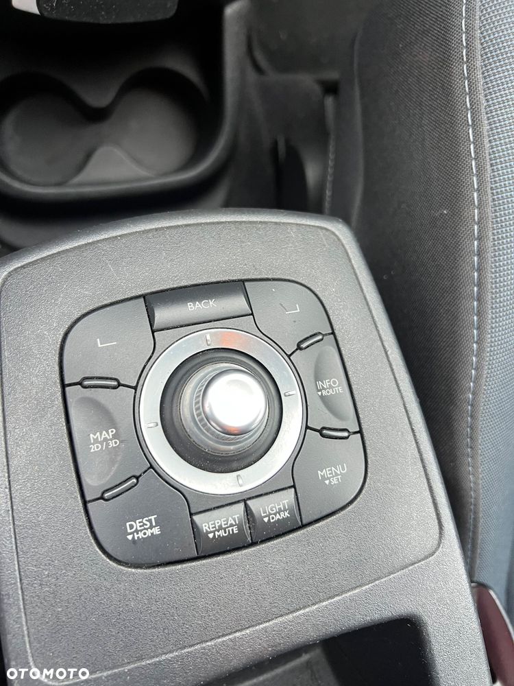 Renault Scenic 1.5 dCi Authentique - 12