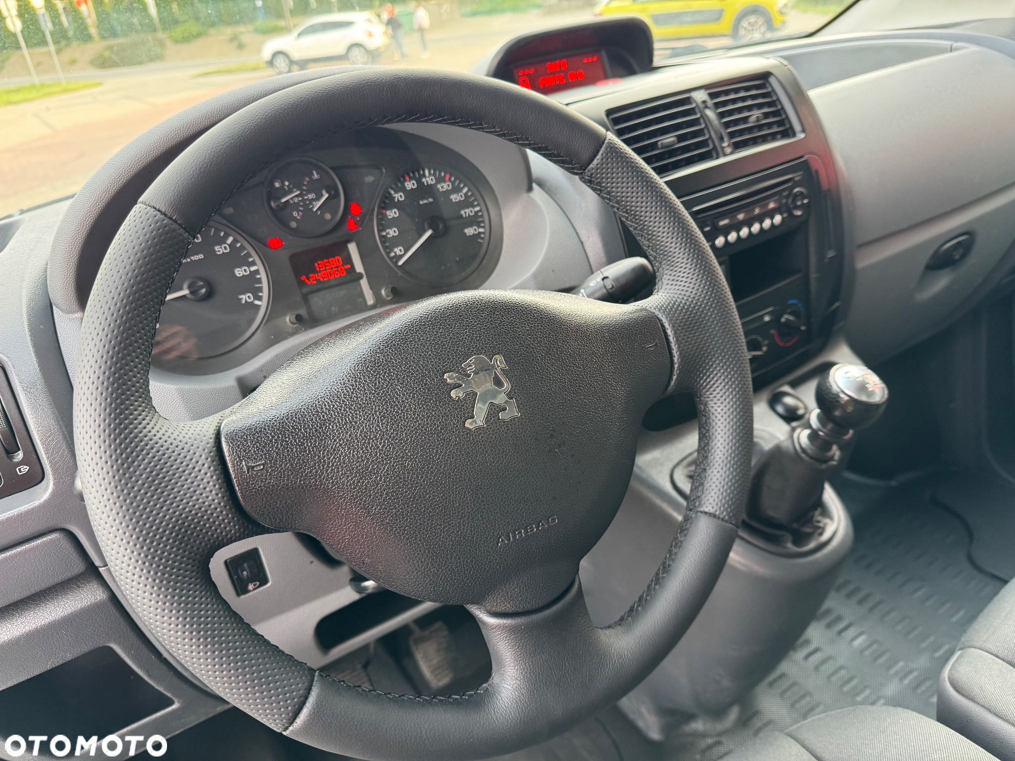 Peugeot Expert - 7